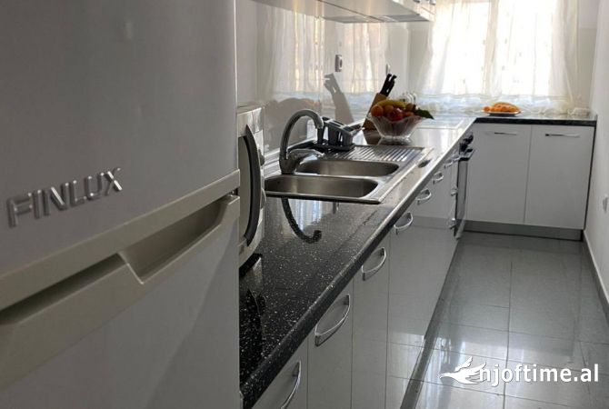 Shtepi me qera 2+1 ne Tirane - 500 Euro