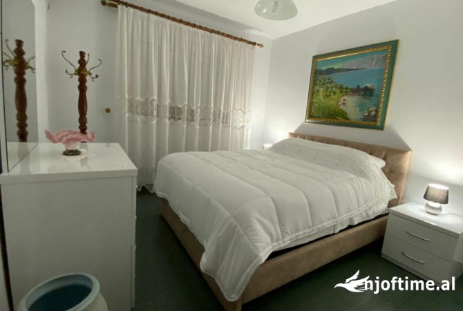 Shtepi me qera 2+1 ne Tirane - 500 Euro