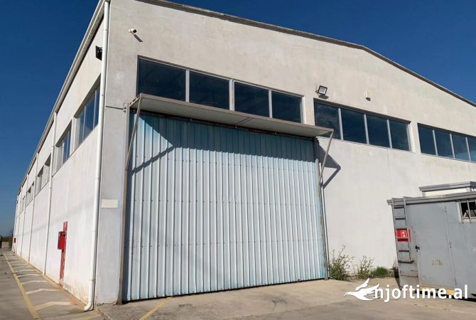 Ambient biznesi me qera 4+1 ne Fier - 2,500 Euro