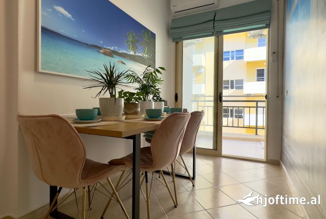 Shtepi ne shitje Apartament ne Vlore, 1+1, Mobilimi E mobiluar, Pagesa 105,000  Euro.