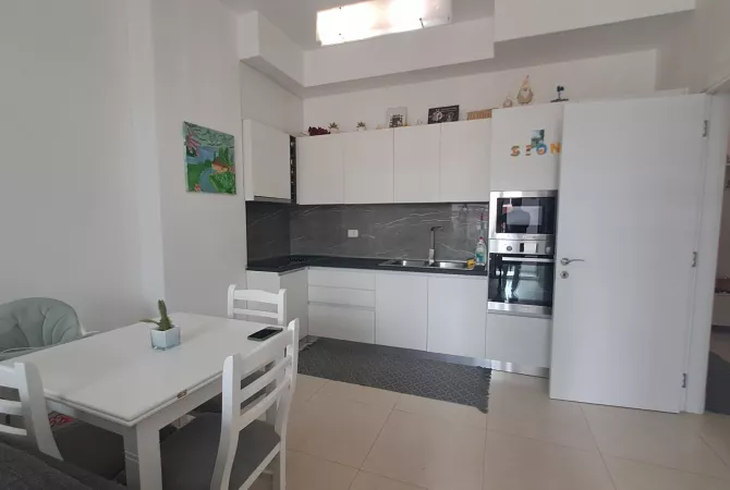 Shtepi me qera 1+1 ne Tirane - 500 Euro