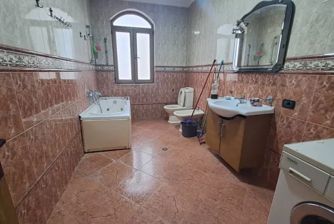 Shtepi me qera 2+1 ne Tirane - 500 Euro