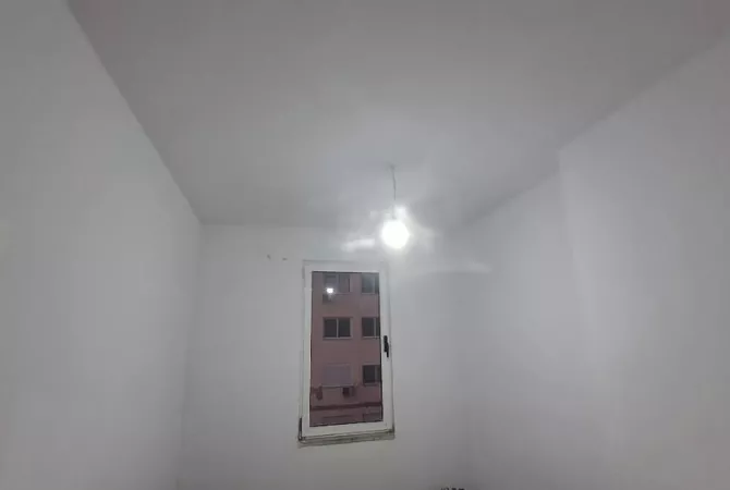 Shtepi me qera Apartament ne Tirane, 2+1, Mobilimi Pjeserisht e mobiluar, Pagesa 400  Euro.