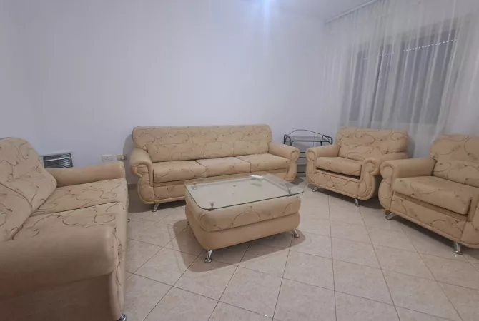 Casa in affitto 1+1 a Tirana - 400 Euro