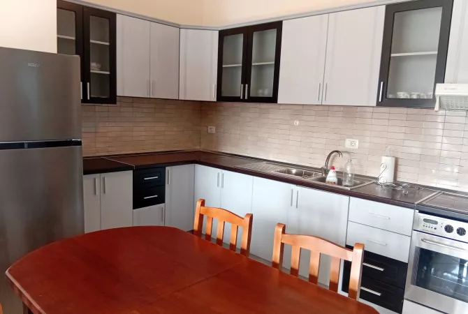 Shtepi me qera 1+1 ne Tirane - 550 Euro