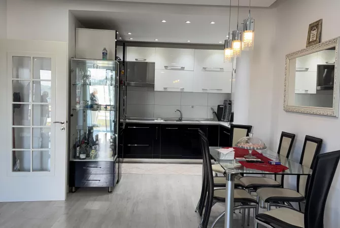 Shtepi me qera 1+1 ne Tirane - 450 Euro
