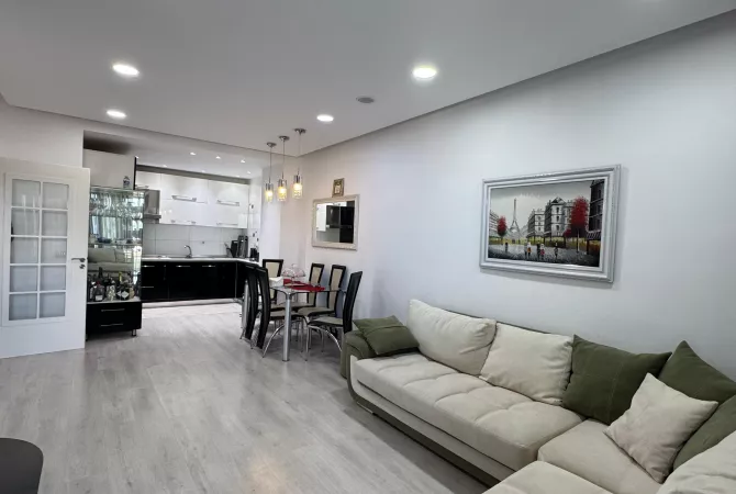 Shtepi me qera 1+1 ne Tirane - 450 Euro