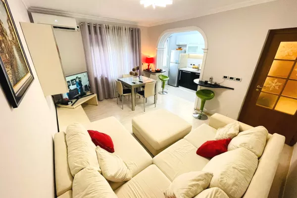 Casa in affitto 2+1 a Tirana - 1,000 Euro