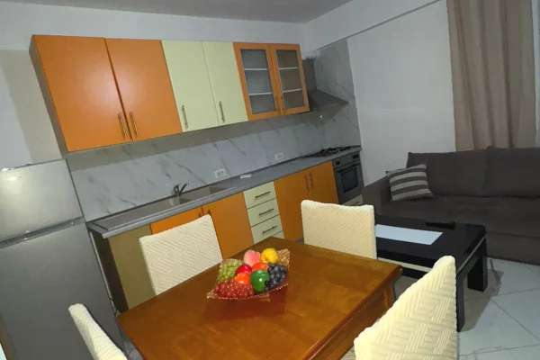 Shtepi me qera 1+1 ne Tirane - 430 Euro