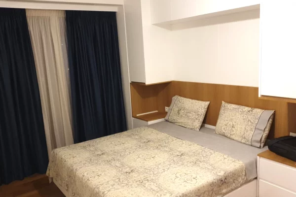 Shtepi me qera Apartament ne Tirane, 3+1, Mobilimi E mobiluar, Pagesa 700  Euro.