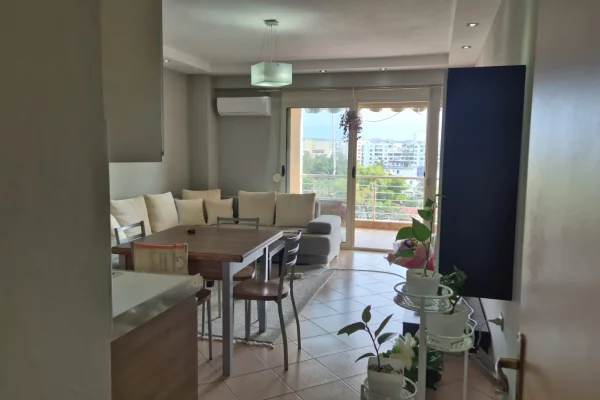 Shtepi me qera 1+1 ne Durres - 35,000 Leke