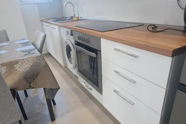 Shtepi ne shitje 1+1 ne Durres - 85,000 Euro