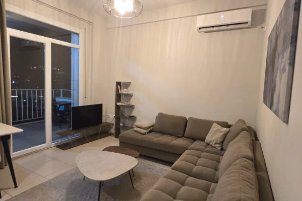 Shtepi me qera 2+1 ne Tirane - 900 Euro