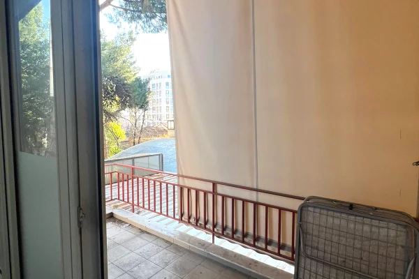 Ambient biznesi ne shitje 3+1 ne Tirane - 60,000 Euro