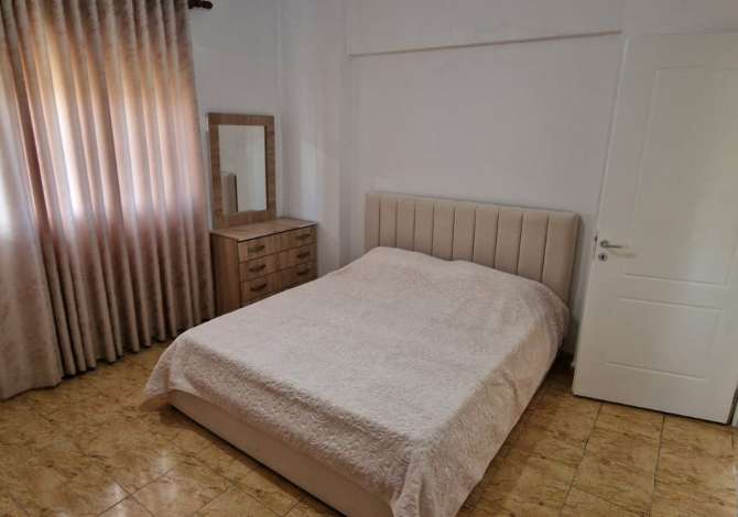 Shtepi me qera 2+1 ne Tirane - 470 Euro