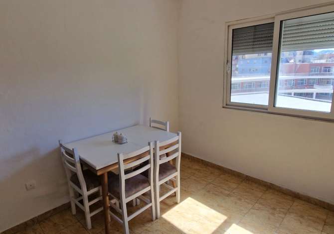 Shtepi me qera Apartament ne Tirane, 2+1, Mobilimi E mobiluar, Pagesa 470  Euro.