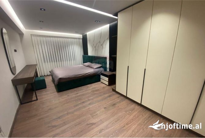Shtepi me qera 3+1 ne Tirane - 1,000 Euro