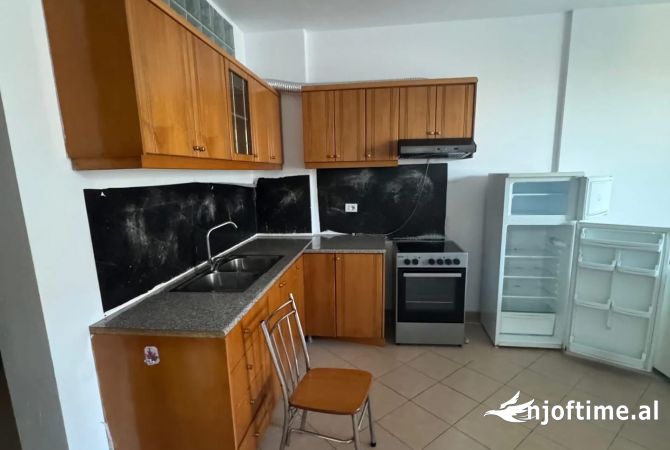 Shtepi ne shitje 2+1 ne Tirane - 108,000 Euro