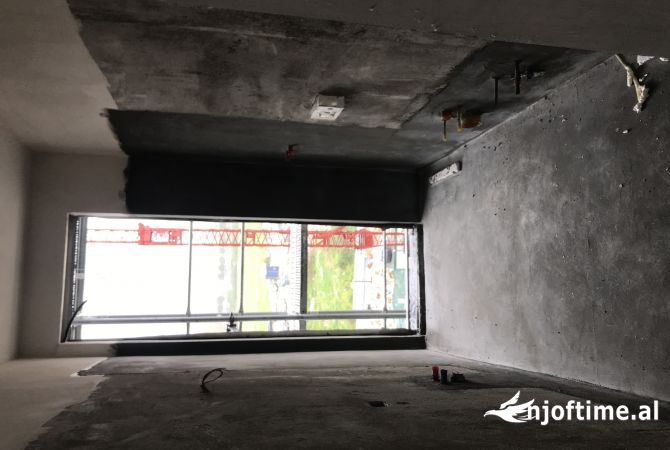 Shtepi ne shitje Apartament ne Tirane, 2+1, Mobilimi Bosh, pa mobiluar, Pagesa 185,000  Euro.