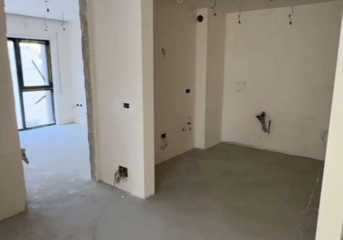 Shtepi ne shitje 3+1 ne Tirane - 390,000 Euro