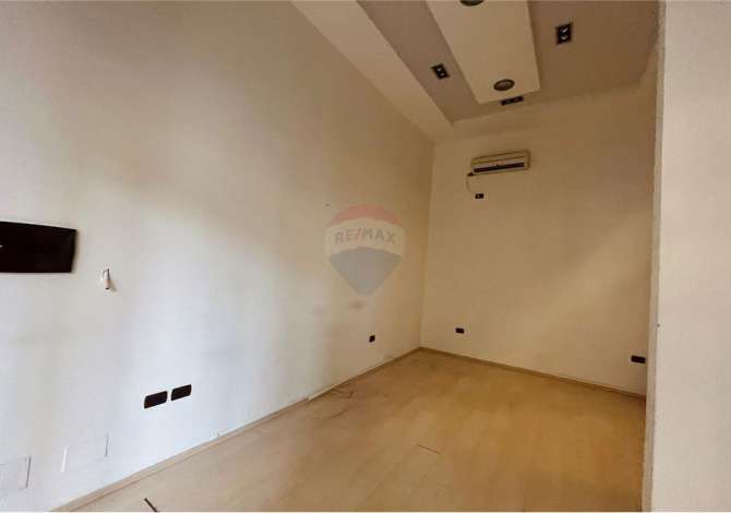 Ambjent biznesi me qera 1+1 ne Tirane - 450 Euro