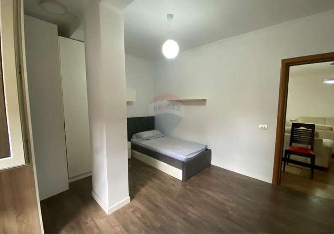 Shtepi me qera 2+1 ne Tirane - 650 Euro
