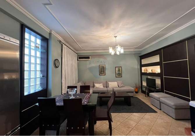 Shtepi me qera 2+1 ne Tirane - 700 Euro