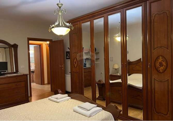 Shtepi me qera 2+1 ne Tirane - 700 Euro