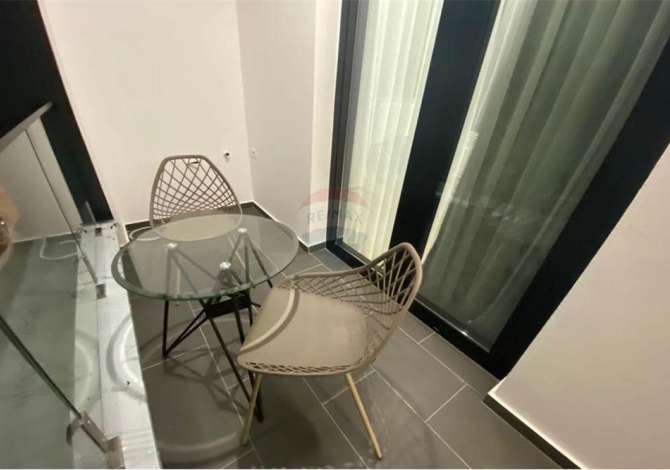Shtepi me qera 1+1 ne Tirane - 800 Euro