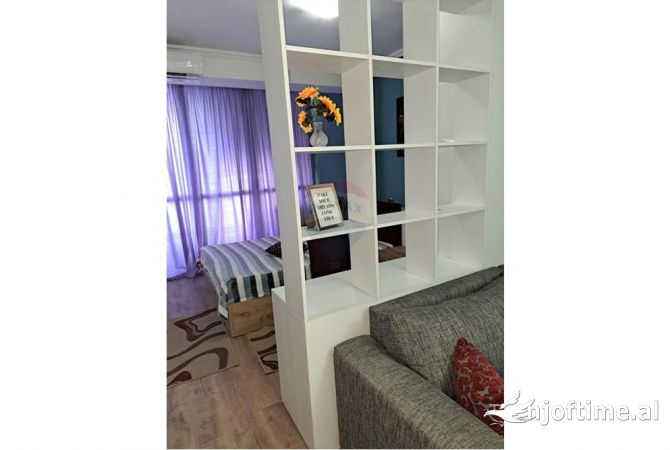 Shtepi me qera 1+1 ne Tirane - 400 Euro