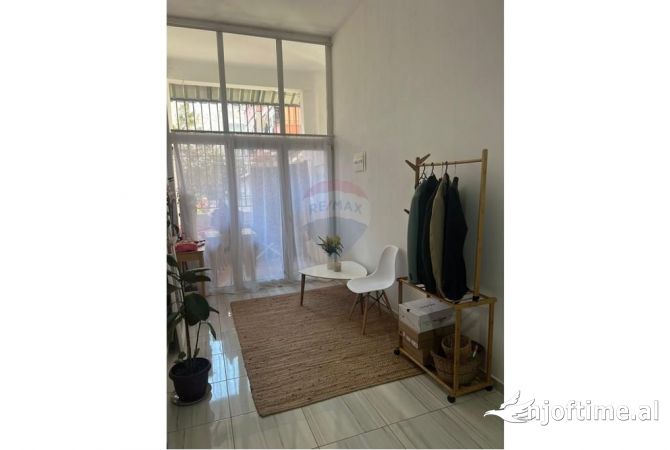 Shtepi ne shitje 1+1 ne Tirane - 75,000 Euro