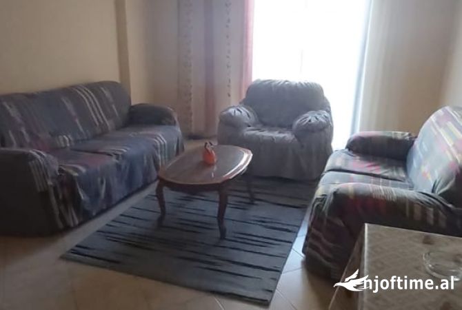 Shtepi me qera 2+1 ne Durres - 30,000 Leke
