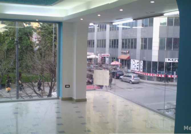 Jap dyqan me qera Durres 