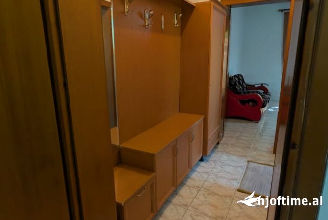 Shtepi me qera 1+1 ne Tirane - 30,000 Leke
