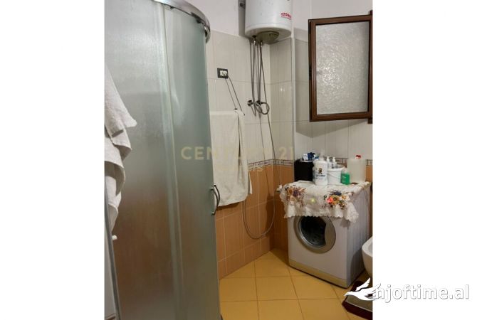 Shtepi ne shitje 1+1 ne Tirane - 100,000 Euro