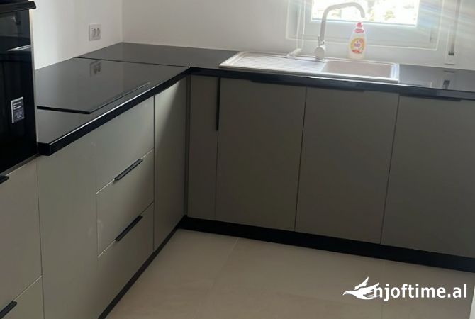 Shtepi me qera 1+1 ne Tirane - 650 Euro