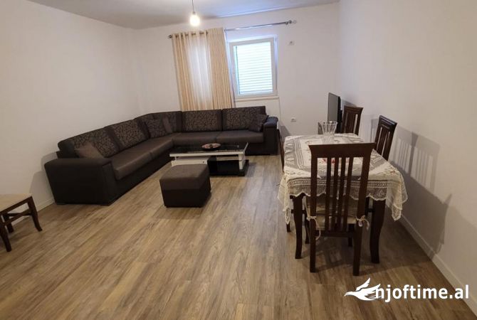 Shtepi ne shitje 1+1 ne Tirane - 75,000 Euro