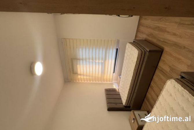 Shtepi me qera 2+1 ne Tirane - 650 Euro