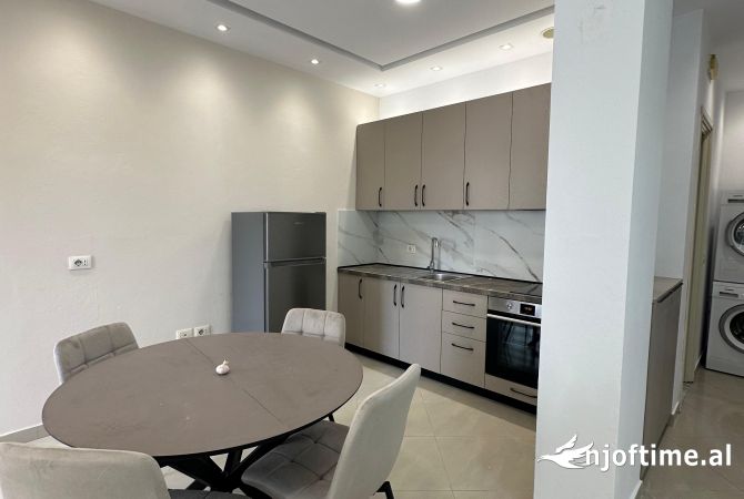 Shtepi me qera 1+1 ne Tirane - 500 Euro