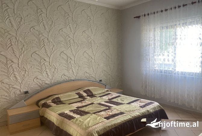 Shtepi me qera 3+1 ne Tirane - 400 Euro