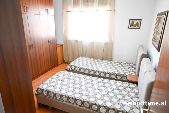 Shtepi me qera 2+1 ne Tirane - 600 Euro