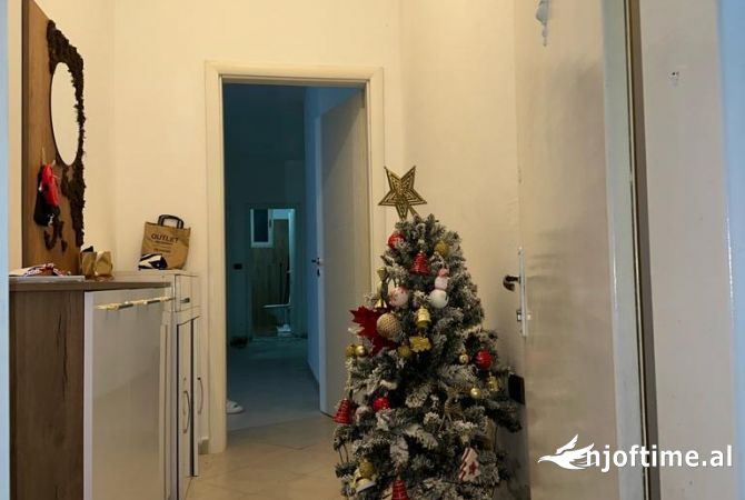 Shtepi ne shitje 1+1 ne Tirane - 75,000 Euro