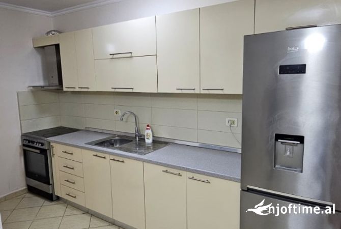 Shtepi me qera 2+1 ne Tirane - 550 Euro