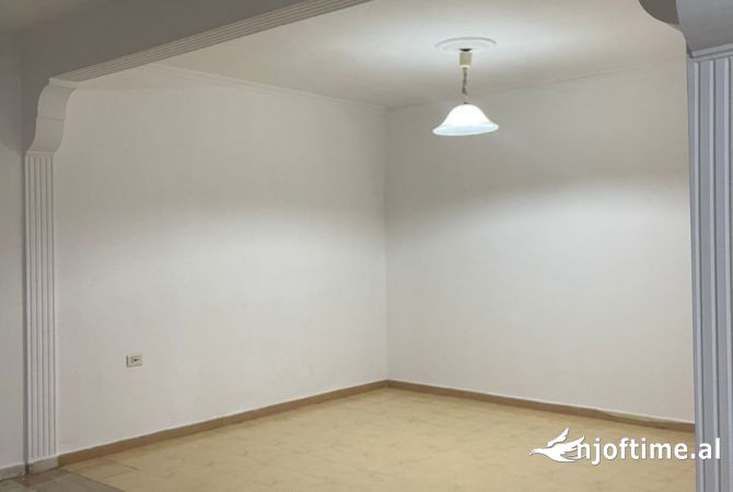 Shtepi ne shitje 3+1 ne Tirane - 148,000 Euro