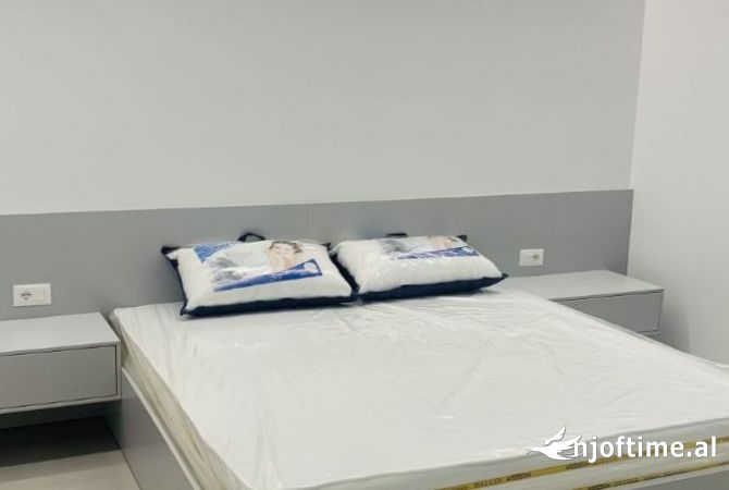 Shtepi me qera Apartament ne Tirane, 1+1, Mobilimi E mobiluar, Pagesa 700  Euro.