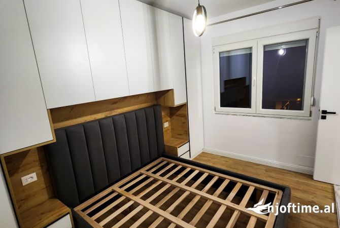 Shtepi me qera 2+1 ne Tirane - 650 Euro