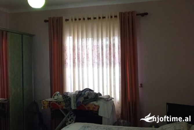 Shtepi me qera 1+1 ne Tirane - 350 Euro