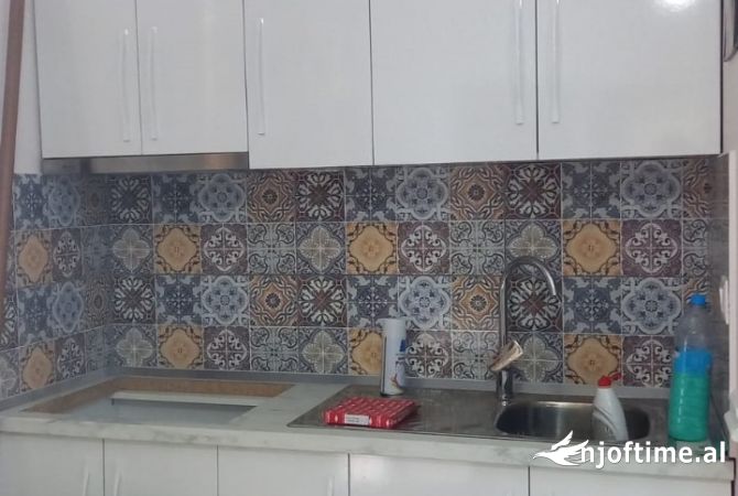 Shtepi me qera 1+1 ne Tirane - 350 Euro