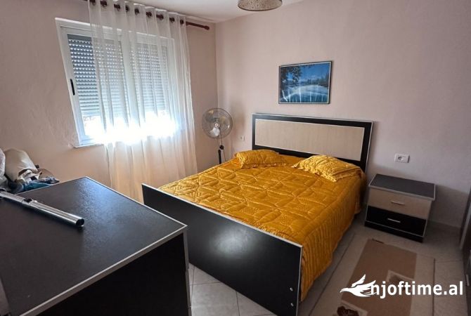 Shtepi me qera 2+1 ne Tirane - 500 Euro