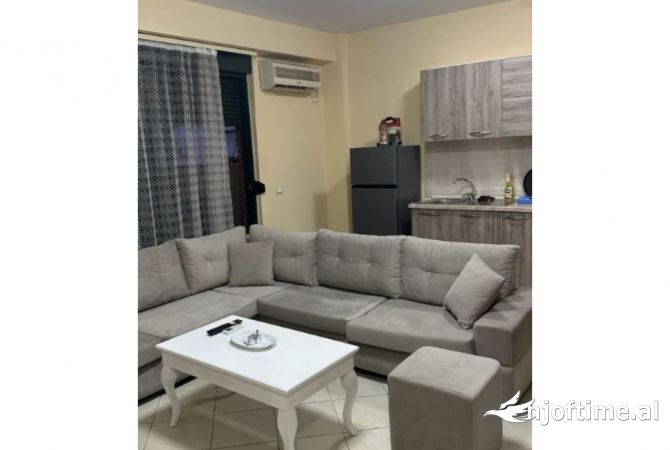 Shtepi me qera 1+1 ne Tirane - 750 Euro